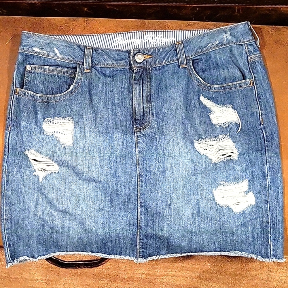 Tommy Hilfiger mini skirt